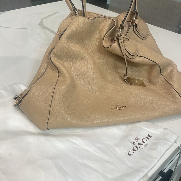 Light tan Coach shoulder purse. Like new, used once. - Picture 7 of 7